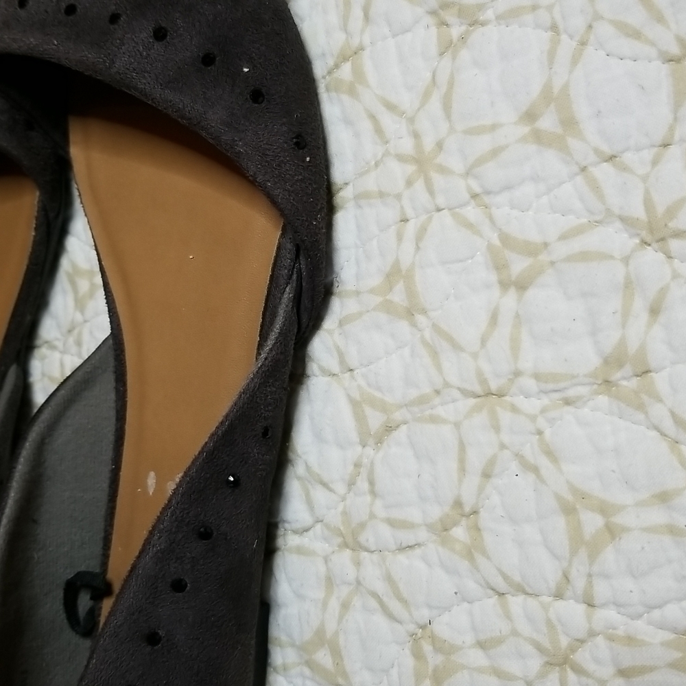 Flats - Picture 6 of 6